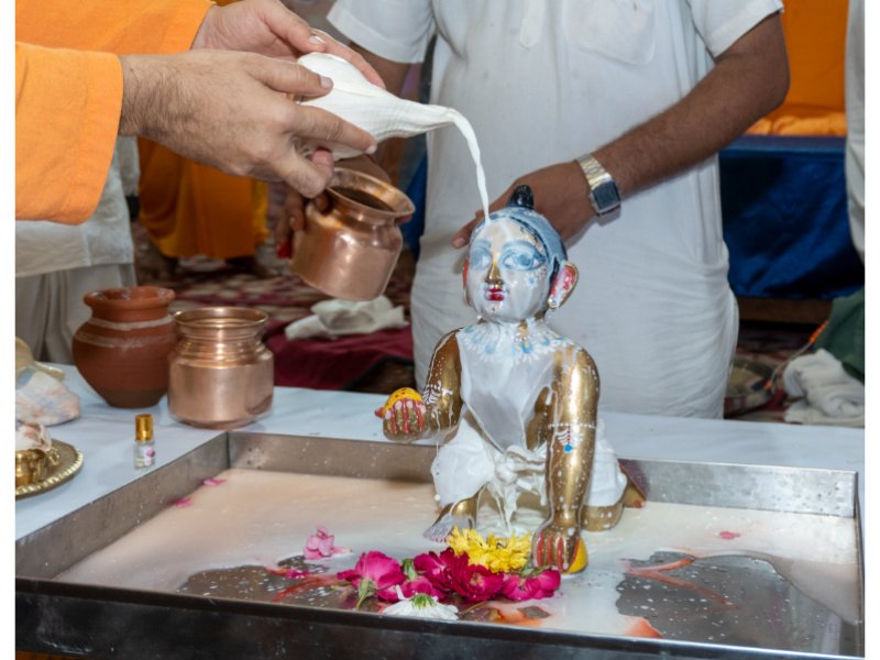 Donations – Sreshtha